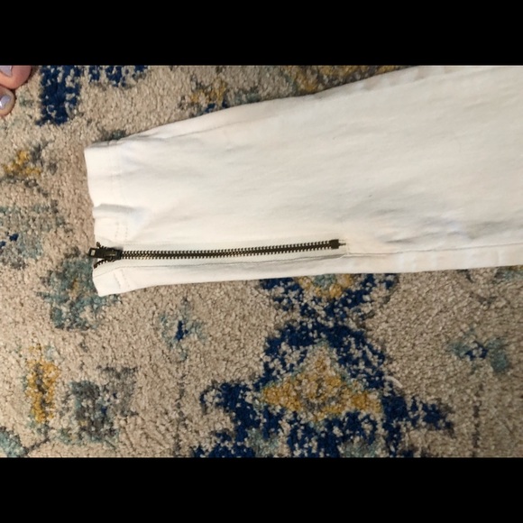 very cute white motto jeggings! - Picture 3 of 5